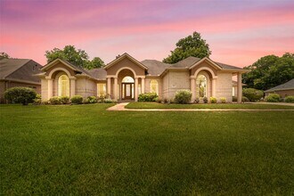 32610 Whitburn Trail in Fulshear, TX - Building Photo - Building Photo