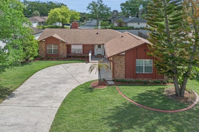 4136 Tall Tree Dr