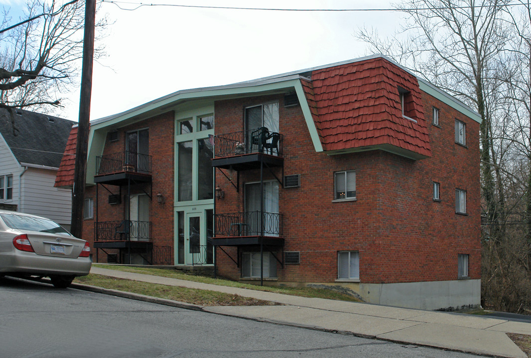 608 Taylor Ave in Bellevue, KY - Foto de edificio