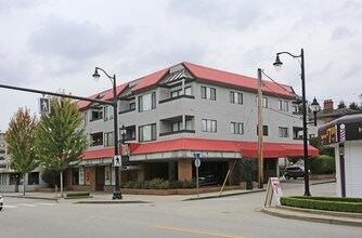 308 Cedar St in New Westminster, BC - Building Photo - Building Photo