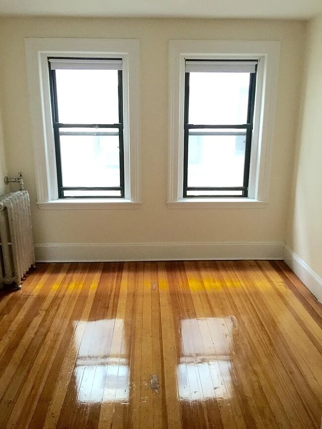 25 Brighton Ave, Unit 1 in Boston, MA - Foto de edificio - Building Photo