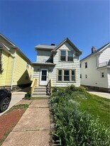 52 Kenwood Rd in Buffalo, NY - Building Photo