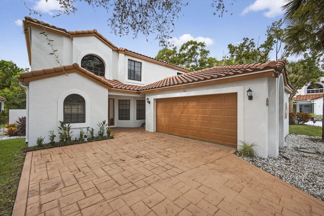 131 Island Way in Greenacres, FL - Building Photo - Building Photo