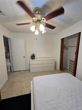 472 E 15th St in Hialeah, FL - Building Photo - Building Photo