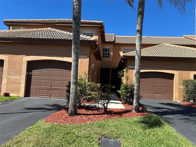 1417 Barcelona Way in Weston, FL - Building Photo - Building Photo