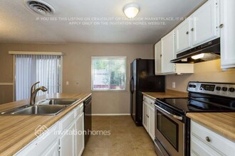 1705 S Telluride St in Aurora, CO - Building Photo - Building Photo