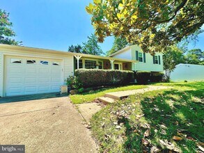 11857 Catoctin Dr in Woodbridge, VA - Building Photo - Building Photo