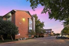 Parke at UP in Dallas, TX - Building Photo
