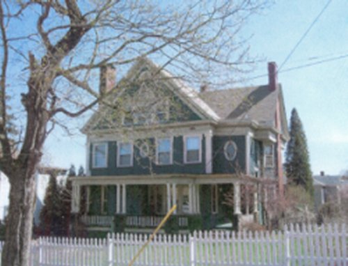 211 Reed St in Oil City, PA - Building Photo