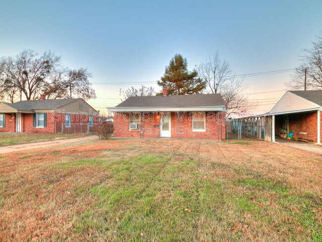 property at 503 E Indian Dr