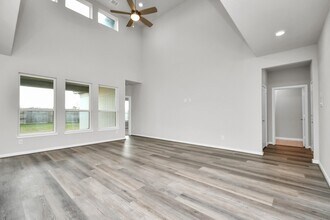 1218 Raburn Run Ln in Tomball, TX - Building Photo - Building Photo