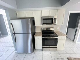 6623 Inwood in North Lauderdale, FL - Building Photo