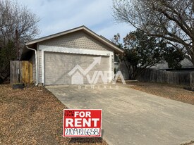 8659 Serena in San Antonio, TX - Building Photo