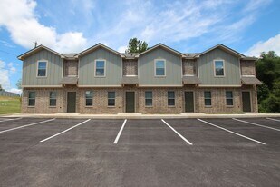 1214 Brad Cir in Lindale, TX - Building Photo