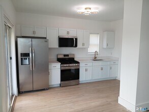 105 Hillside Ave in New Haven, CT - Building Photo - Building Photo