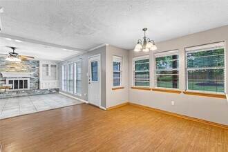 5718 Upper Lake Dr, Unit The Finery-411 in Humble, TX - Building Photo - Building Photo