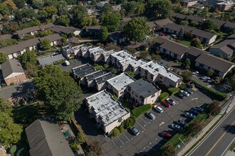 Anderson Ridge in Stamford, CT - Building Photo - Building Photo