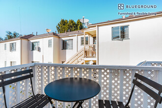 605 Kelton Ave in Los Angeles, CA - Building Photo - Building Photo