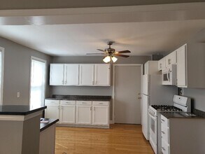 3158 S Union Ave-Unit -2R in Chicago, IL - Building Photo - Building Photo