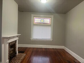 1030 Sunset Ave in Cincinnati, OH - Foto de edificio - Building Photo