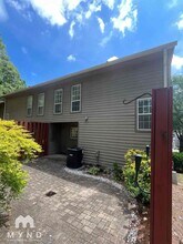 701 Masons Creek Cir in Atlanta, GA - Building Photo - Building Photo