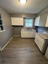 4002 E 150th St in Cleveland, OH - Building Photo - Building Photo