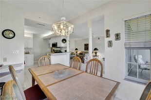 6883 Redbay Park Rd in Naples, FL - Building Photo