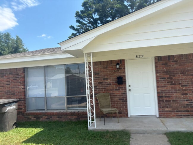property at 822 Jane Dr