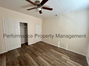 801 Chester Ave in Bakersfield, CA - Building Photo - Building Photo