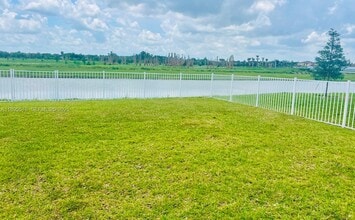 974 Bent Creek Dr in Fort Pierce, FL - Building Photo - Building Photo