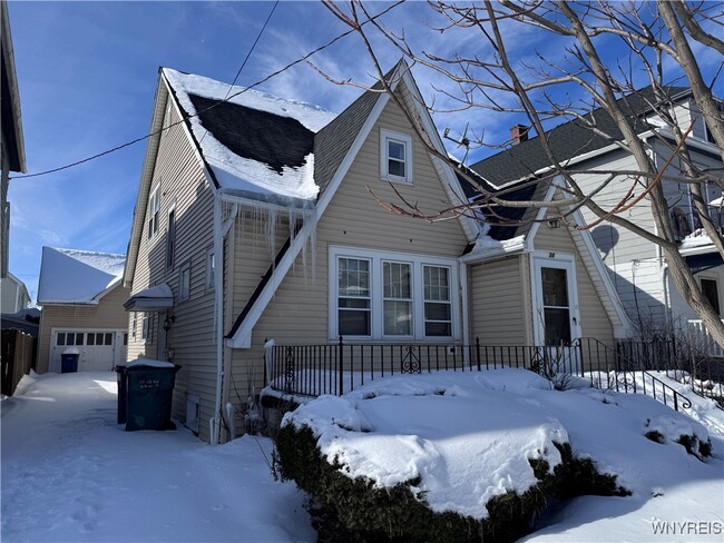 34 Sunset St in Buffalo, NY - Building Photo - Building Photo