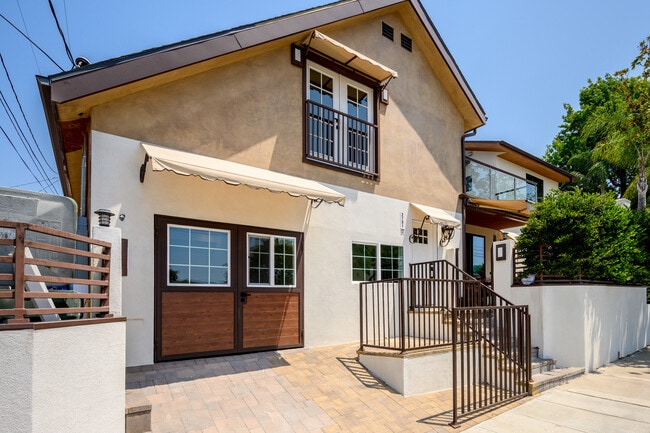 2701 N Keystone St, Unit 202
