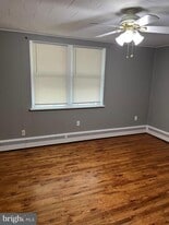 4329 Dungan St in Philadelphia, PA - Building Photo