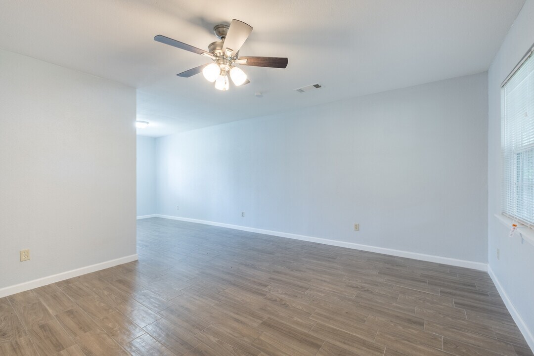 606 West St in Georgetown, TX - Building Photo