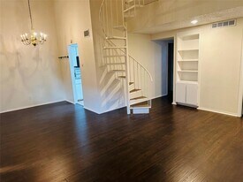 2401 Leon St in Austin, TX - Building Photo