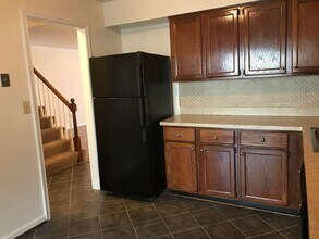 4002 Ditmas Ct in Virginia Beach, VA - Foto de edificio - Building Photo