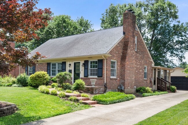 property at 812 Beechwood Rd