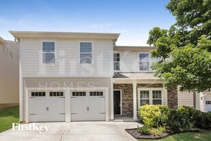 111 N Cromwell Dr in Mooresville, NC - Building Photo