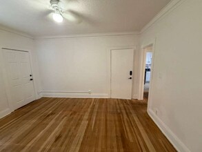 14148 Superior Rd in Cleveland Heights, OH - Foto de edificio - Building Photo