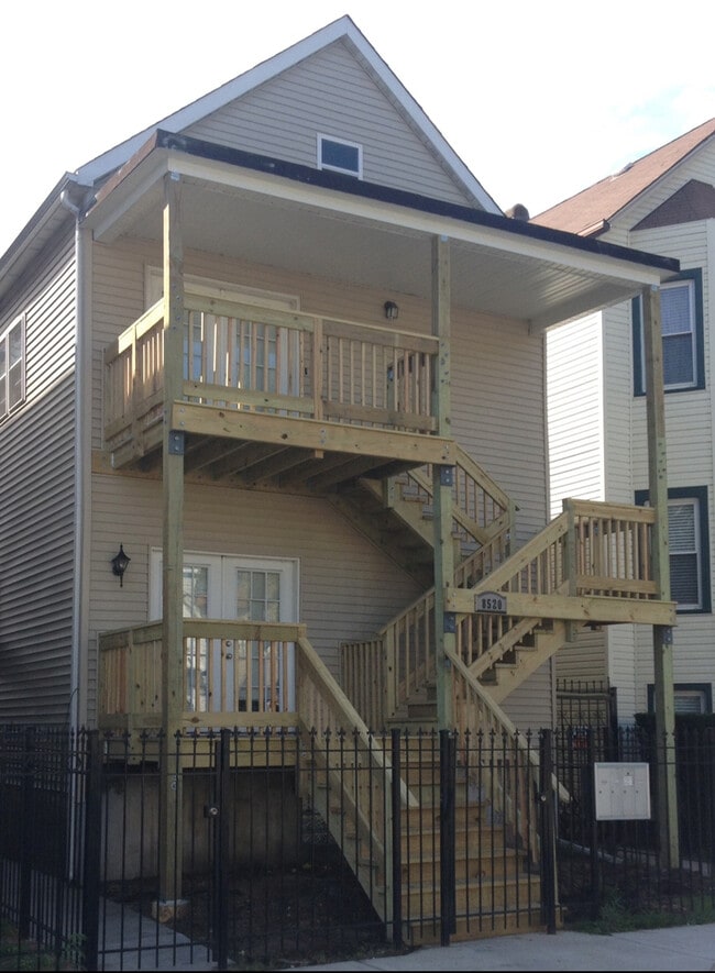 property at 8520 S Buffalo Ave