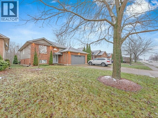 property at 1126 Banwell Rd