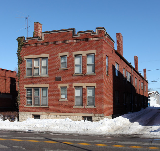 269 S Washington St in Tiffin, OH - Foto de edificio - Building Photo