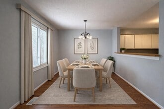 907 Registry Dr in Grand Ledge, MI - Building Photo - Building Photo