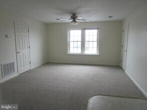 136 N Place Ln in Strasburg, VA - Building Photo - Building Photo