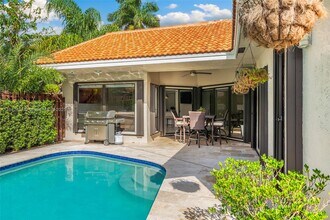 9420 NW 18th Pl in Plantation, FL - Building Photo - Building Photo