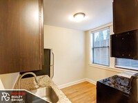 4036 N Ashland Ave, Unit GDN in Chicago, IL - Building Photo - Building Photo