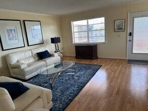 313 Normandy Ln in Delray Beach, FL - Building Photo - Building Photo