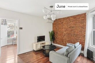 Private bedroom in 3 bed/1 bath Home in New York, NY - Building Photo - Building Photo