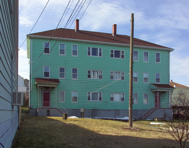 31 William St in Fall River, MA - Foto de edificio - Building Photo