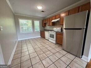 260 Elm St NW in Atlanta, GA - Foto de edificio - Building Photo